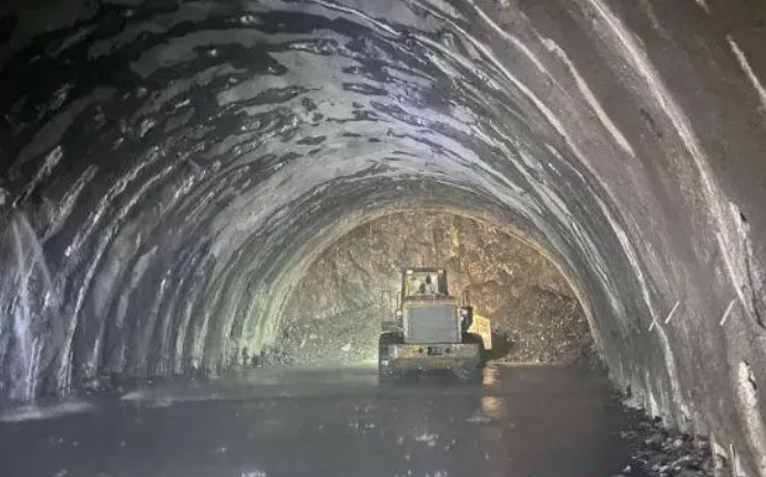 國道318線提質(zhì)改造工程甘孜雅剪段加快推進